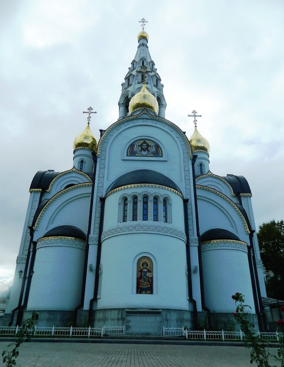 Церковь Иверской иконы Божией Матери в Очакове-Матвеевском, Очаково-Матвеевское (Западный административный округ (ЗАО), г. Москва). фасады