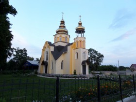 Конотоп. Церковь Успения Пресвятой Богородицы