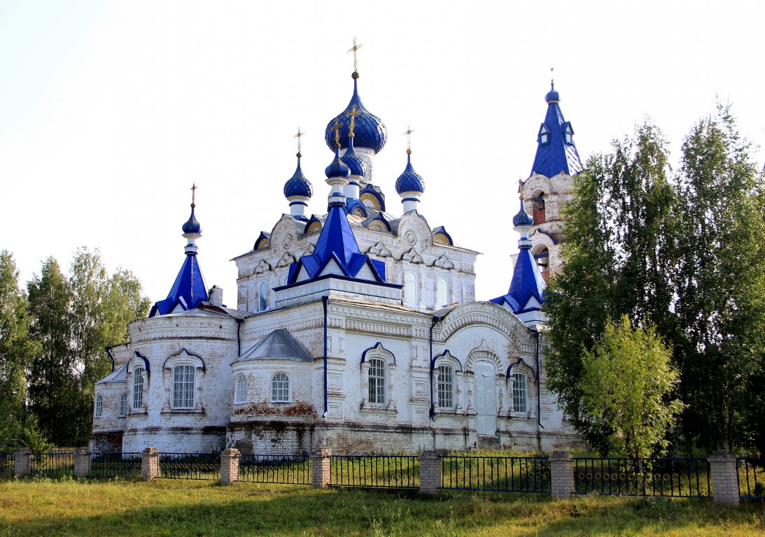 Церковь Владимирской иконы Божией Матери (новая), Шапта (Кикнурский район, Кировская область). фасады