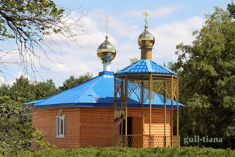 Церковь Почаевской иконы Божией Матери, Старая Паника (Фроловский район и г. Фролово, Волгоградская область). фасады, http://fotki.yandex.ru/users/gull-tiana/view/718547/?page=4
