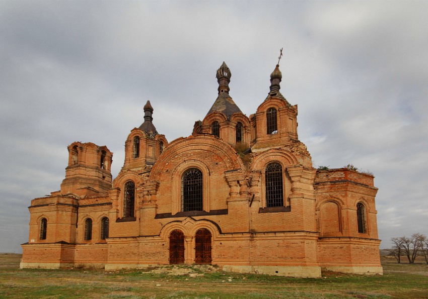 Церковь Николая Чудотворца, Голубинская (Калачёвский район, Волгоградская область). фасады