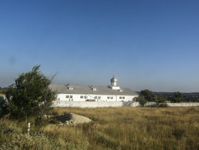 Войково (Катерлез). Георгиевский Катерлезский монастырь