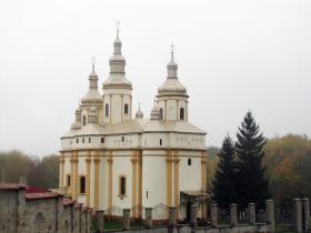 Черновцы. Рождества Богородицы, мужской монастырь