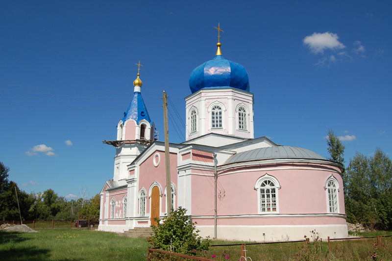 Рогатик. Церковь Димитрия Солунского. фасады