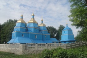 Лозовая. Церковь Николая Чудотворца