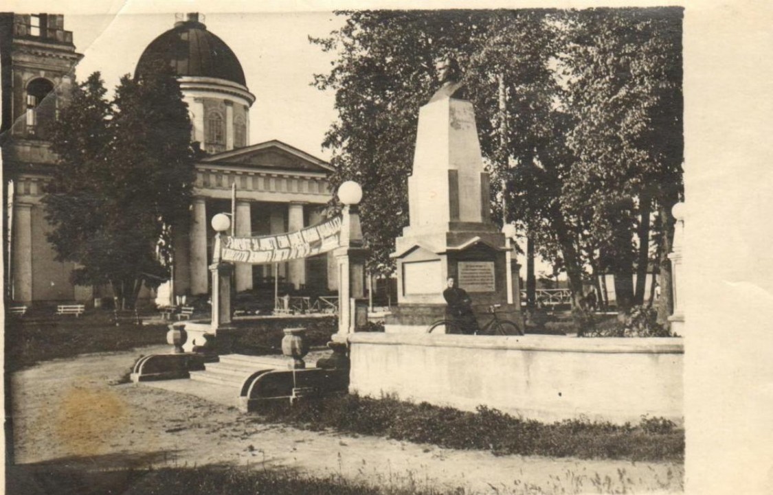 Собор Петра и Павла, Лодейное Поле (Лодейнопольский район, Ленинградская область). архивная фотография, Фото 1938 г. из фондов Лодейнопольского историко-краеведческого музея