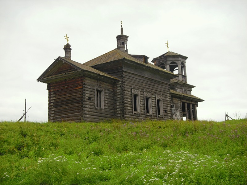 Мутина. Церковь Иннокентия, епископа Иркутского. фасады, http://fotki.yandex.ru/users/gull-tiana/view/419322?page=1