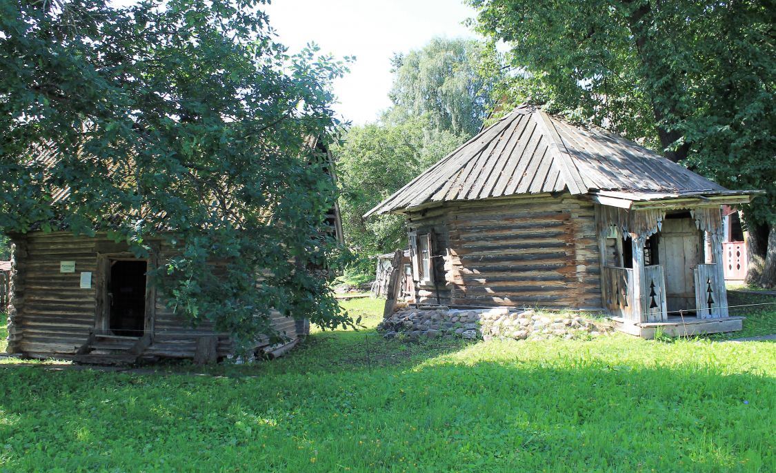 Народный этнографический музей. Церковь Троицы Живоначальной из села Кривец, Мышкин (Мышкинский район, Ярославская область). фасады