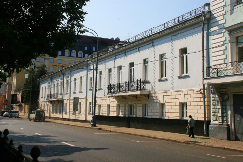Домовая церковь Петра, Алексия, Ионы, Филиппа, Ермогена, святителей Московских при женской гимназии М.А. Румянцевой, Пресненский (Центральный административный округ (ЦАО), г. Москва). фасады