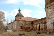 Лом. Покрова Пресвятой Богородицы, церковь