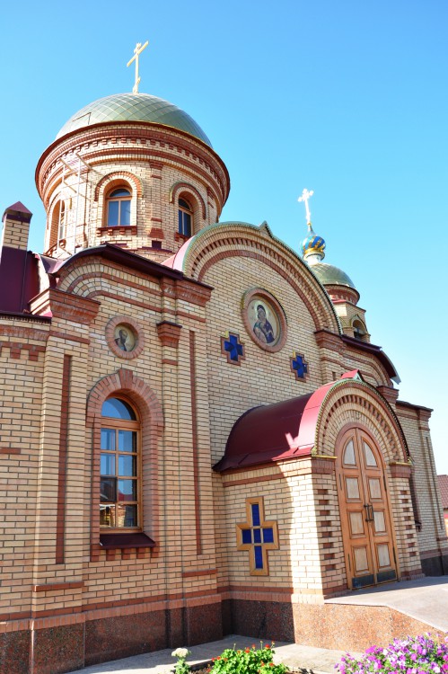 Церковь Матроны Московской, Майорское (Сакмарский район, Оренбургская область). архитектурные детали