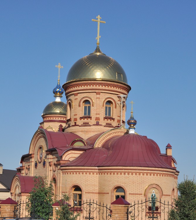 Майорское. Церковь Матроны Московской. фасады