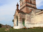 Люмпанур. Троицы Живоначальной, церковь