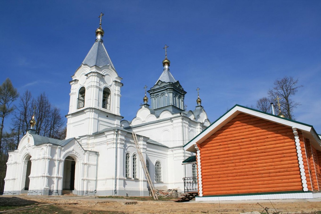 Церковь Троицы Живоначальной, Кугалки (Яранский район, Кировская область). фасады