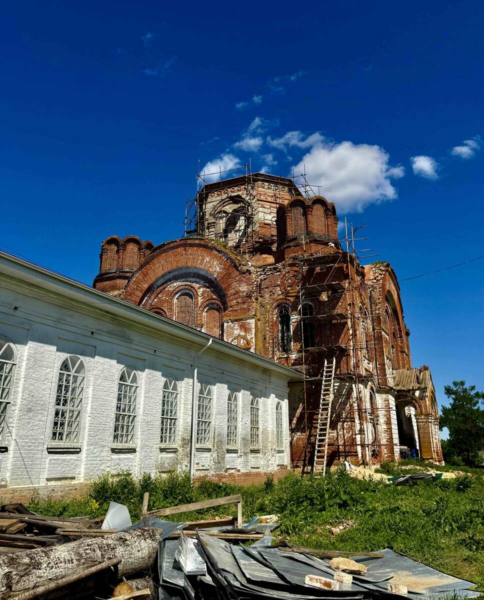 Церковь Казанской иконы Божией Матери, Кугушерга (Яранский район, Кировская область). архитектурные детали