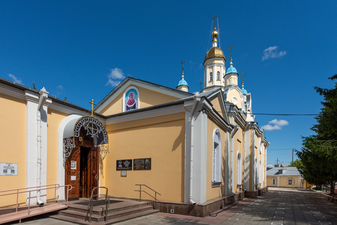Церковь Всех Святых, Петропавловск (Северо-Казахстанская область, Казахстан). фасады