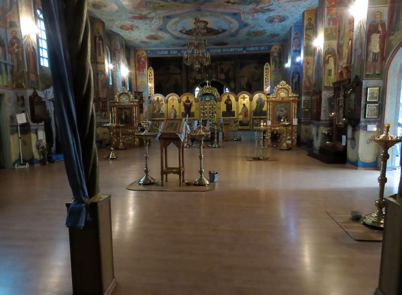 Церковь Покрова Пресвятой Богородицы, Иссык (Алматинская область, Казахстан). интерьер и убранство