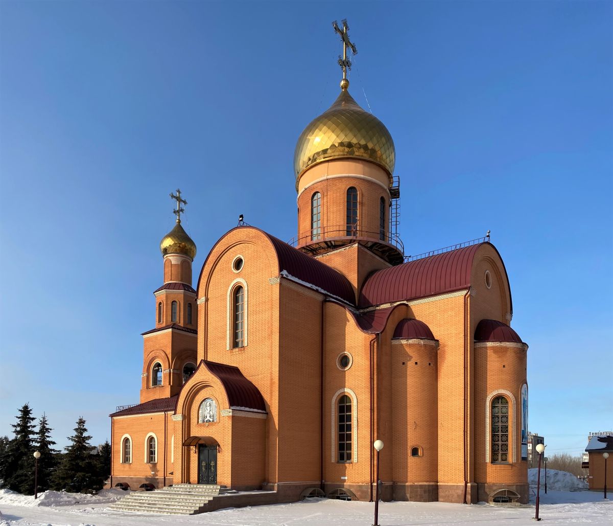 Собор Николая Чудотворца, Темиртау (Карагандинская область, Казахстан). фасады, Вид с юго-востока