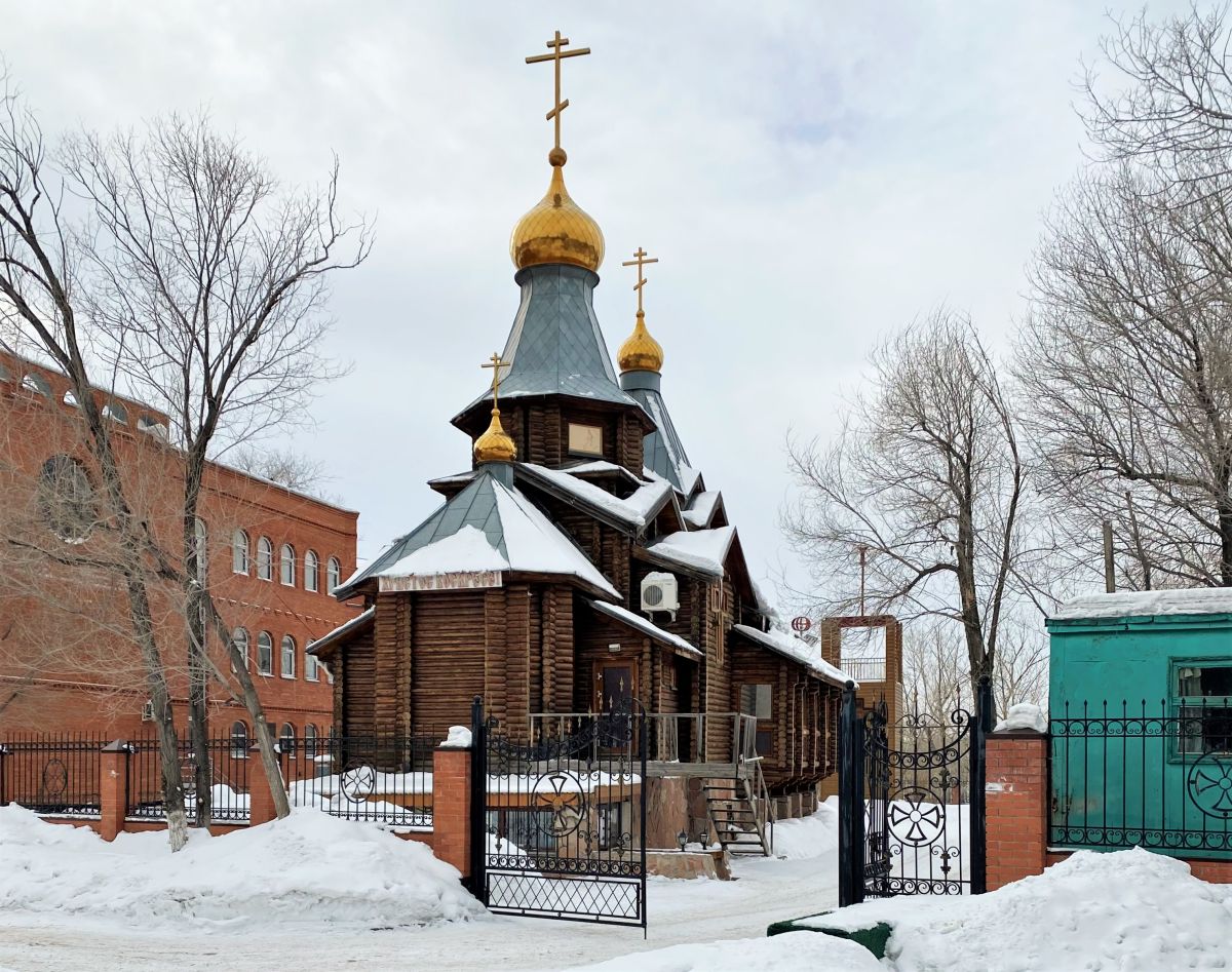 Церковь Петра и Павла, Караганда (Карагандинская область, Казахстан). фасады, Вид с северо-востока