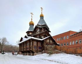 Караганда. Церковь Петра и Павла