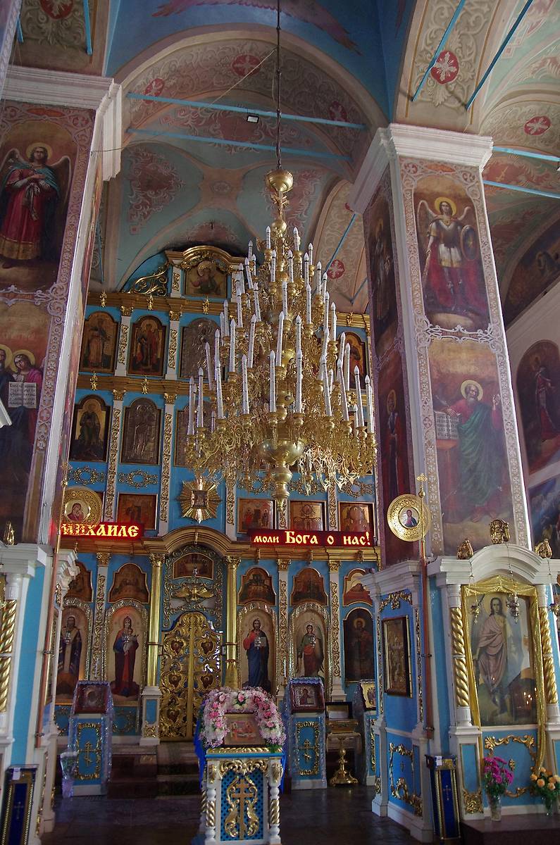 интерьер и убранство. Кафедральный собор Михаила Архангела, Уральск (Западно-Казахстанская область, Казахстан)