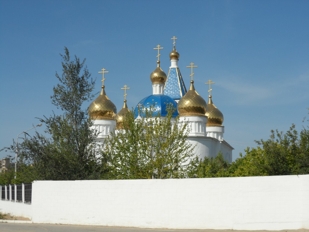 Актау. Церковь Благовещения Пресвятой Богородицы (новая). фасады