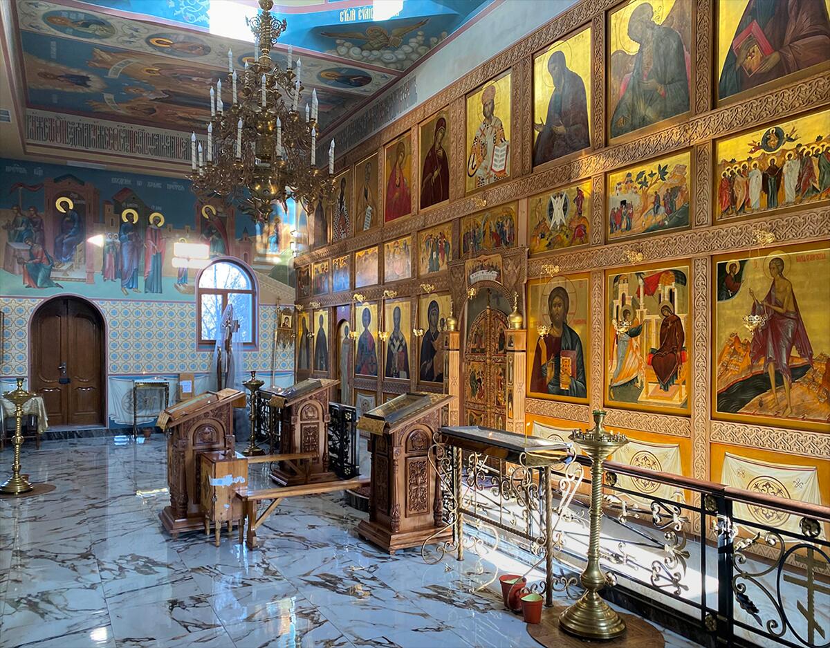 Церковь Благовещения Пресвятой Богородицы (новая), Актау (Мангистауская область, Казахстан). интерьер и убранство, Интерьер основного объёма