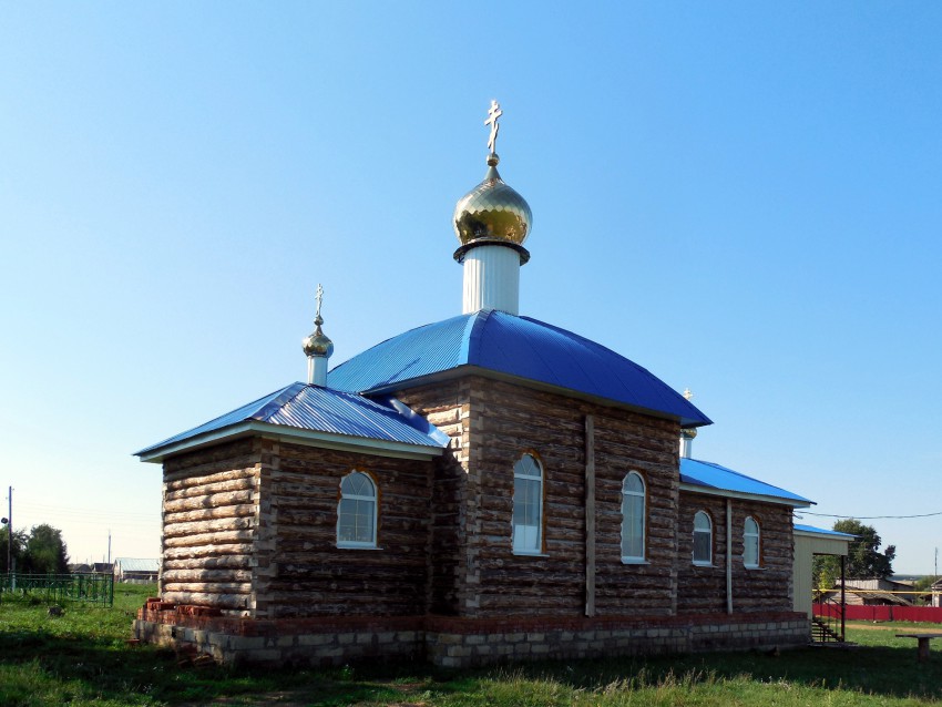 Старые Кутуши. Церковь Троицы Живоначальной. фасады