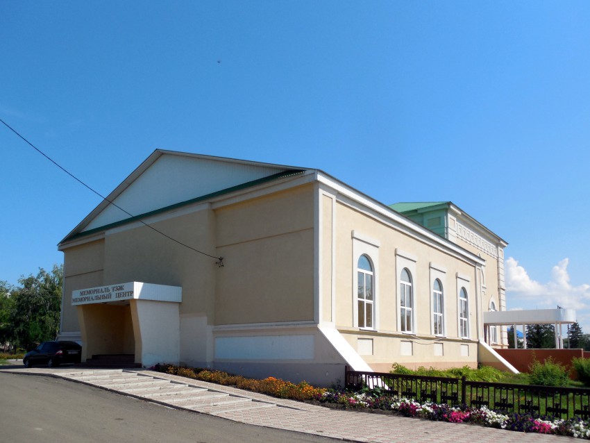 Черемшан. Церковь Михаила Архангела. фасады