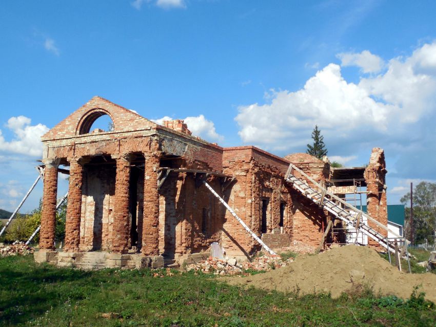 Шешминская Крепость. Церковь Димитрия Солунского. фасады