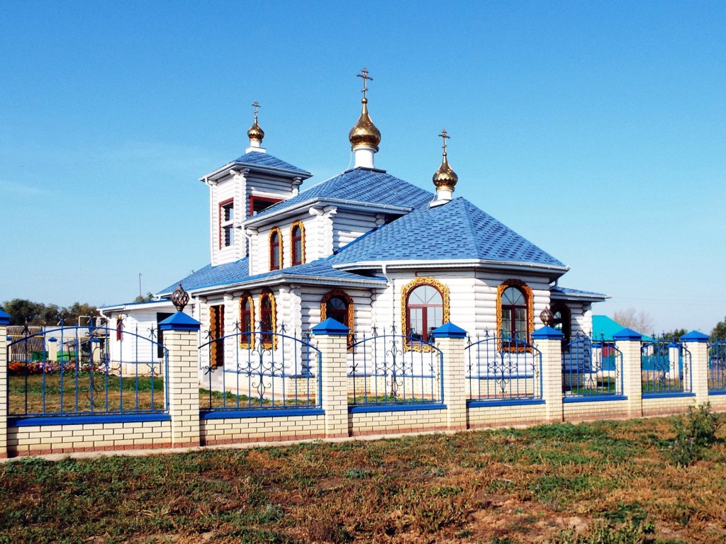Церковь Космы и Дамиана, Слобода Волчья (Новошешминский район, Республика Татарстан). фасады