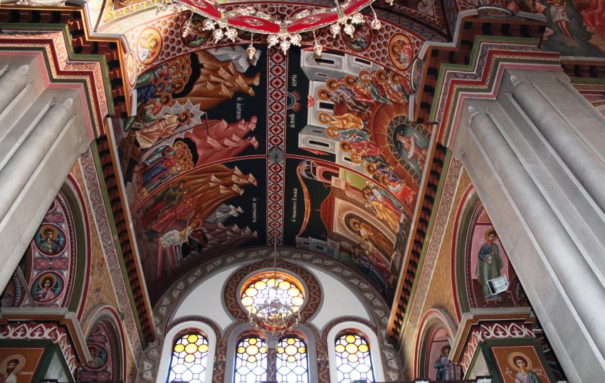 Кафедральный собор Мины великомученика, Ираклион (Крит (Κρήτη), Греция). интерьер и убранство, Фрагмент интерьера