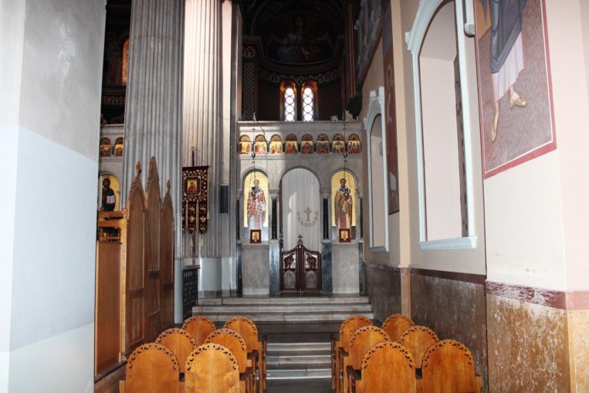 Кафедральный собор Мины великомученика, Ираклион (Крит (Κρήτη), Греция). интерьер и убранство, Южная часть собора в интерьере
