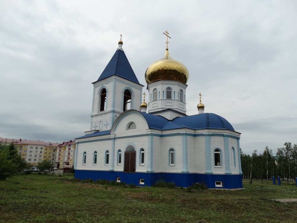 Дюртюли. Церковь Василия Великого. фасады