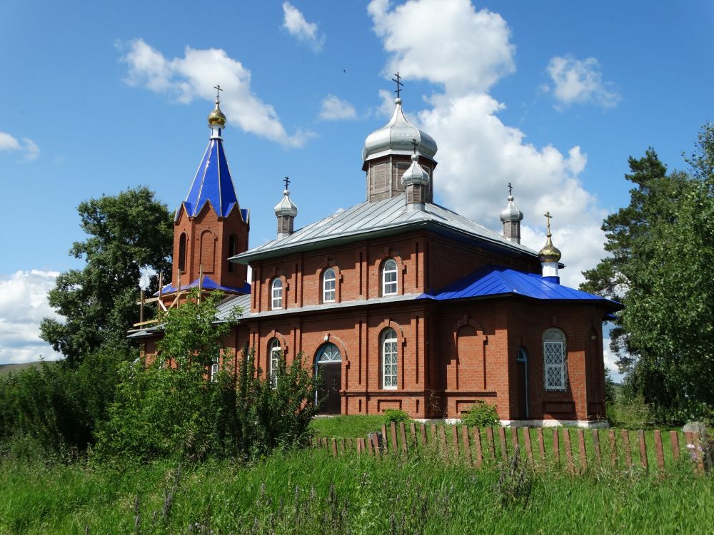 Церковь Успения Пресвятой Богородицы, Ярославка (Дуванский район, Республика Башкортостан). фасады