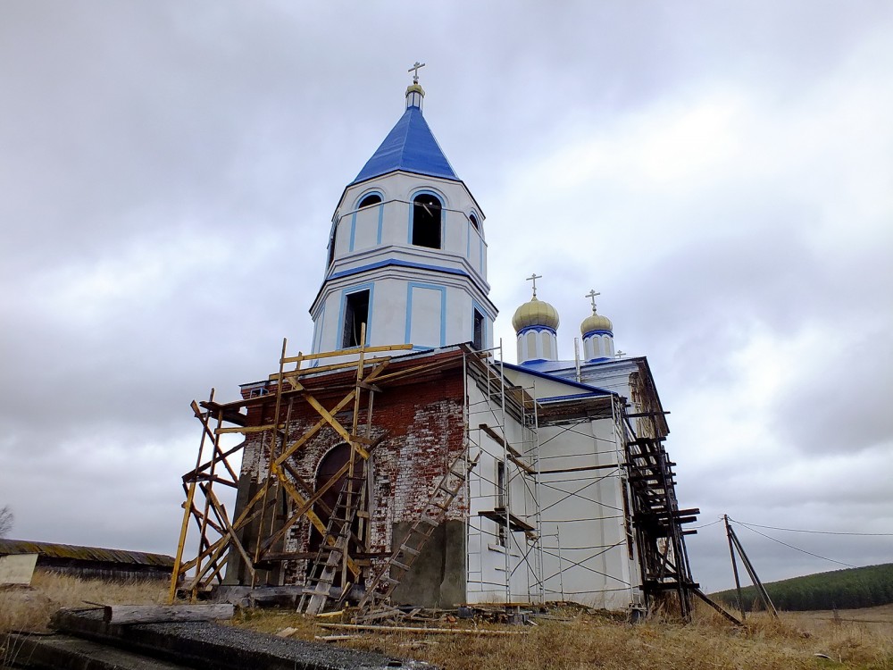 Церковь Троицы Живоначальной, Леуза (Кигинский район, Республика Башкортостан). фасады
