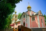Церковь Параскевы Пятницы, Небольшая церковь, очень красивая!<br>, Алматы, Алматы, город, Казахстан