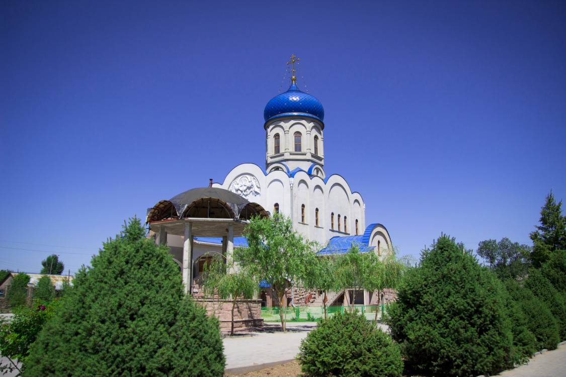 Церковь Иверской иконы Божией Матери, Боралдай (Алматинская область, Казахстан). фасады