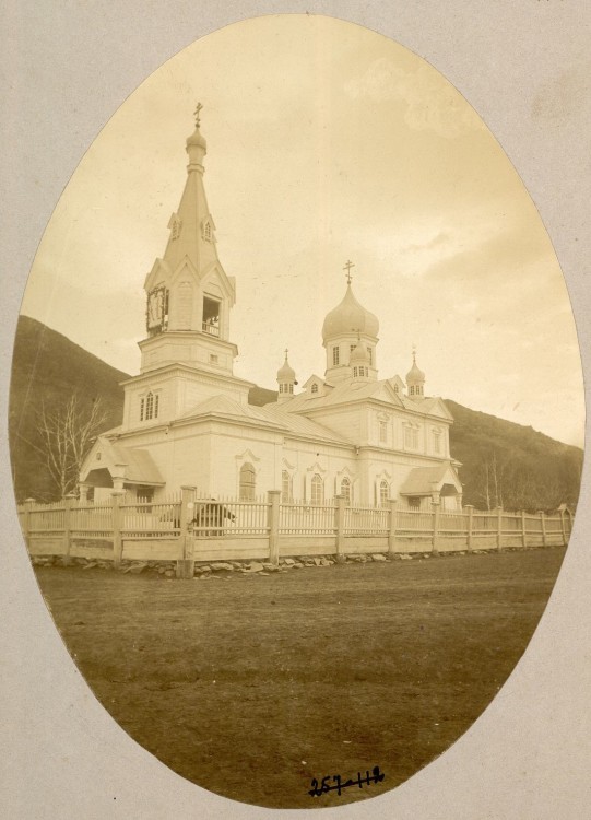 Церковь Казанской иконы Божией Матери, Чарышское (Чарышский район, Алтайский край). архивная фотография, Фото 1909 года с сайта Библиотеки Конгресса США. Автор Николай Георгиевич Катанаев
