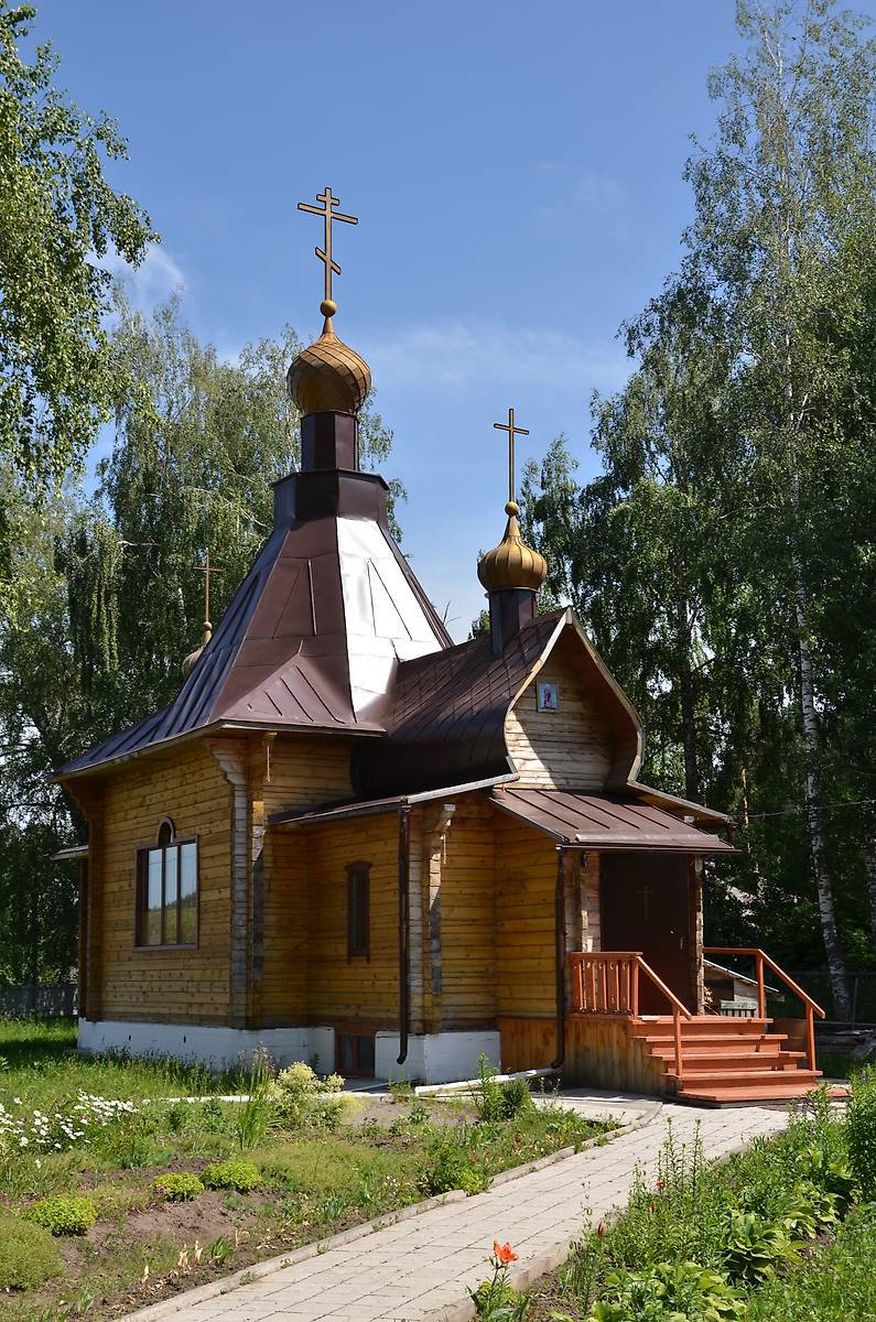 2015 г. Фото П. Коваленко, фасады. Церковь Макария Алтайского (Невского), Лесное (Бийский район и г. Бийск, Алтайский край)