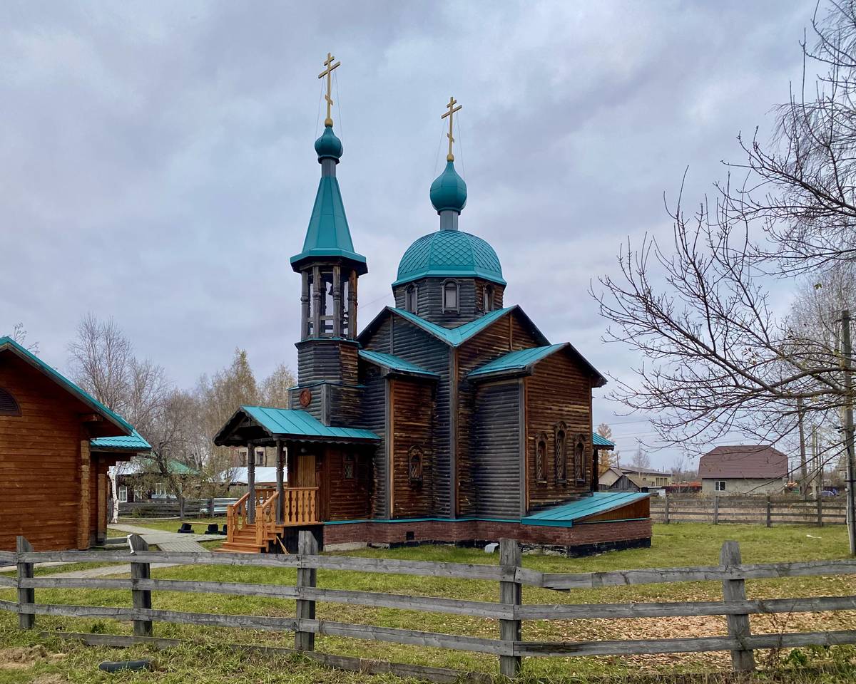 Вид с ЮЗ, фасады. Церковь Татианы, Новотырышкино (Смоленский район, Алтайский край)