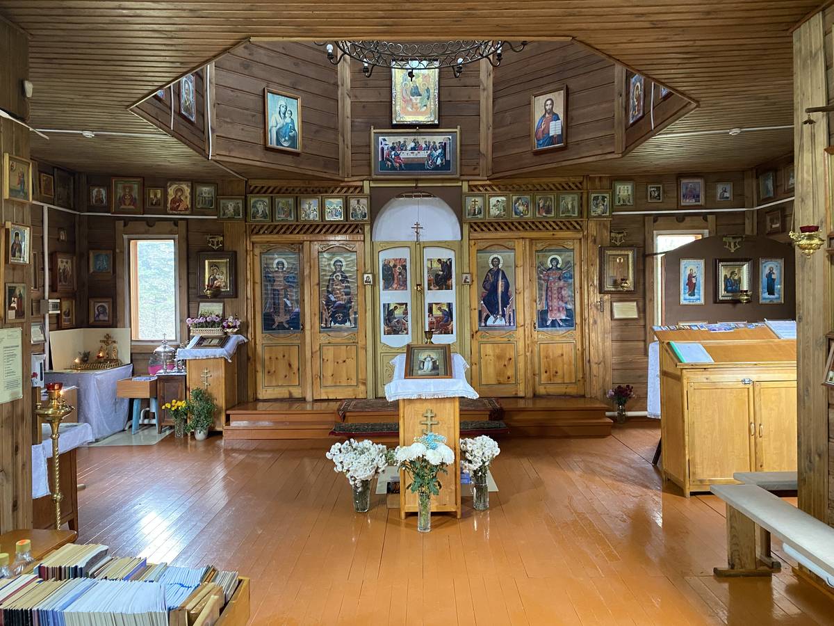 Церковь Михаила Архангела, Нижнекаменка (Алтайский район, Алтайский край). интерьер и убранство