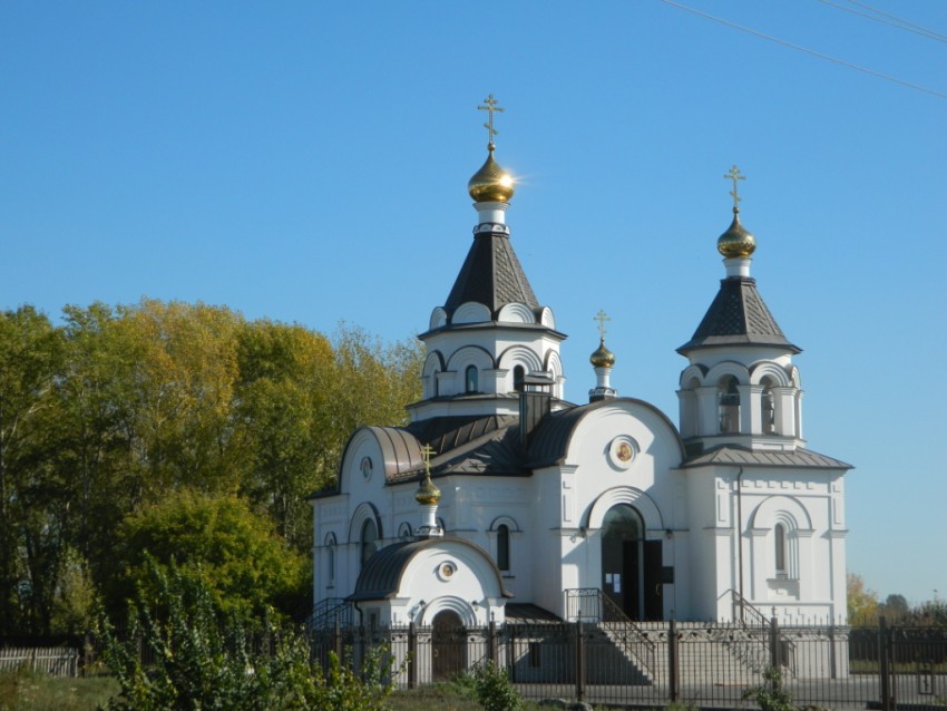Новоалтайск. Церковь Иверской иконы Божией Матери. фасады