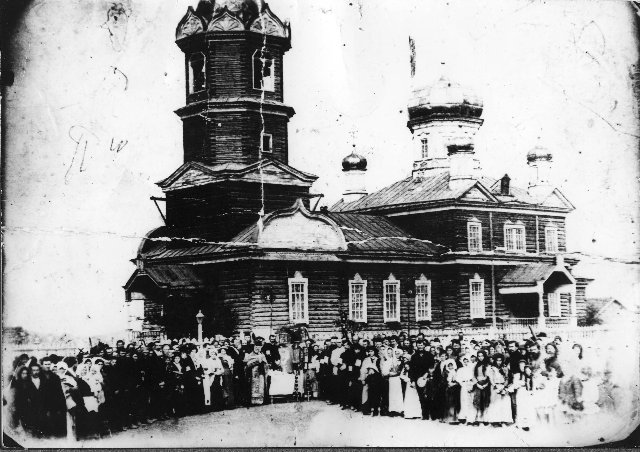 Рубцовск. Кафедральный собор Михаила Архангела. архивная фотография, фото с сайта http://korvettour.ru/1730-gostinitsyi-rubtsovsk.html