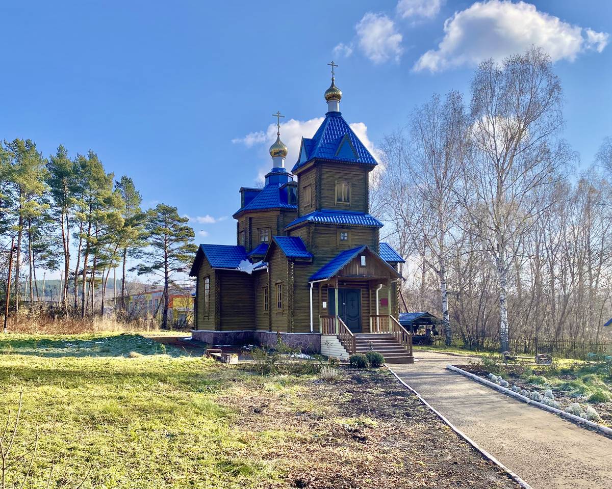 Церковь Покрова Пресвятой Богородицы, Ельцовка (Ельцовский район, Алтайский край). фасады, Вид с СЗ