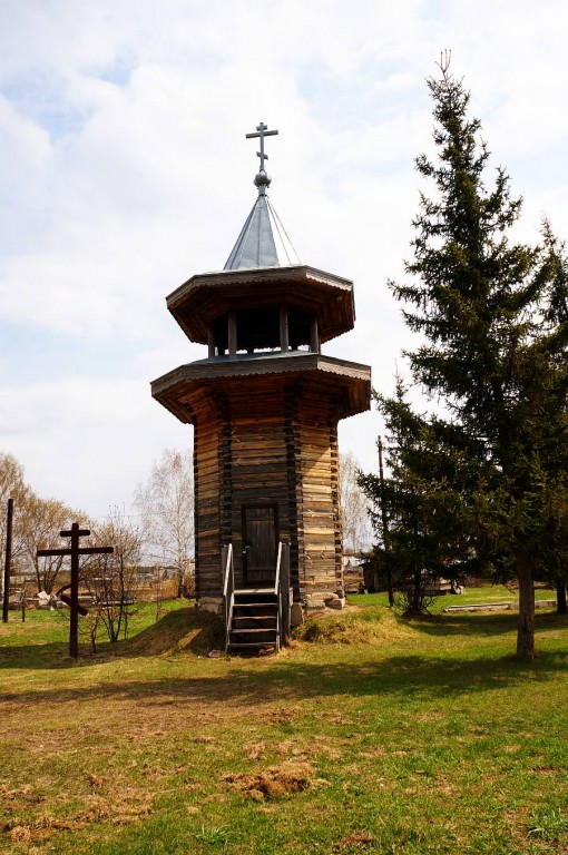Церковь Преображения Господня, Озерки (Тальменский район, Алтайский край). дополнительная информация, Колокольня
