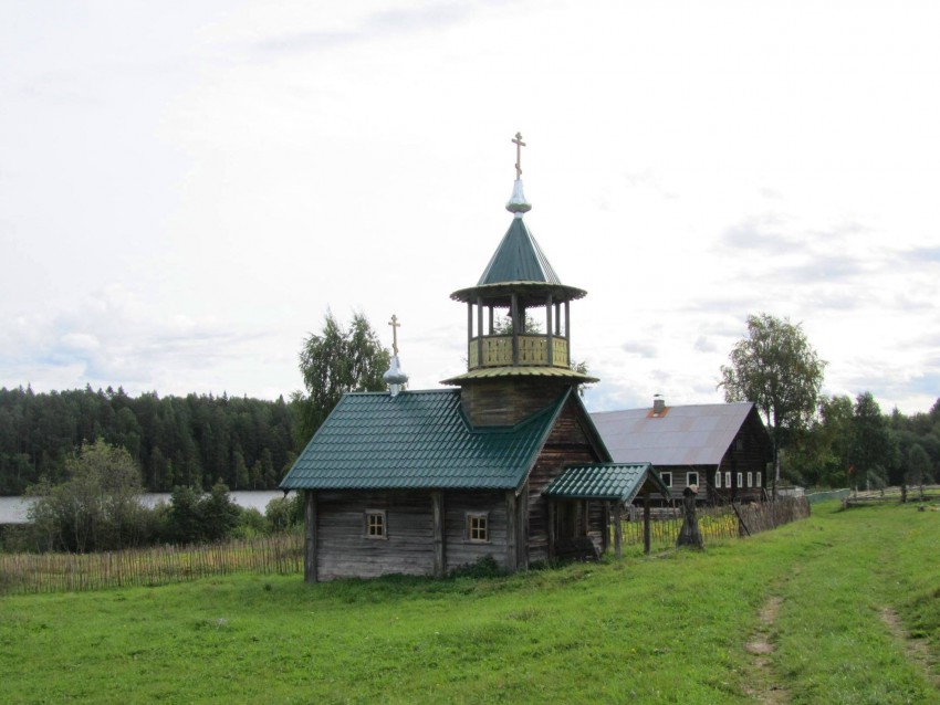Часовня Георгия Победоносца, Мунозеро (Медвежьегорский район, Республика Карелия). общий вид в ландшафте, вид с северо-запада