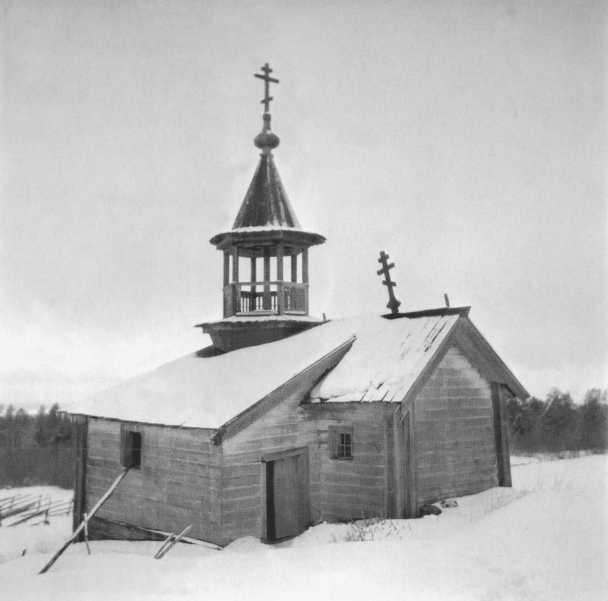 Часовня Казанской иконы Божией Матери, Красная (Грязная) Сельга (Медвежьегорский район, Республика Карелия). архивная фотография, Фото 1944 года. Автор Lars Pettersson