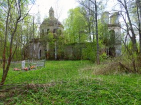 Клюкино (погост Тереботунь). Церковь Успения Пресвятой Богородицы
