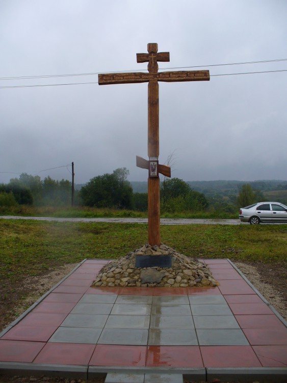Церковь Михаила Архангела, Поздняково (Ульяновский район, Калужская область). дополнительная информация, Фотография сделана в день освящения креста